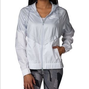 Nike Women's Windrunner - Platinum Gray/White